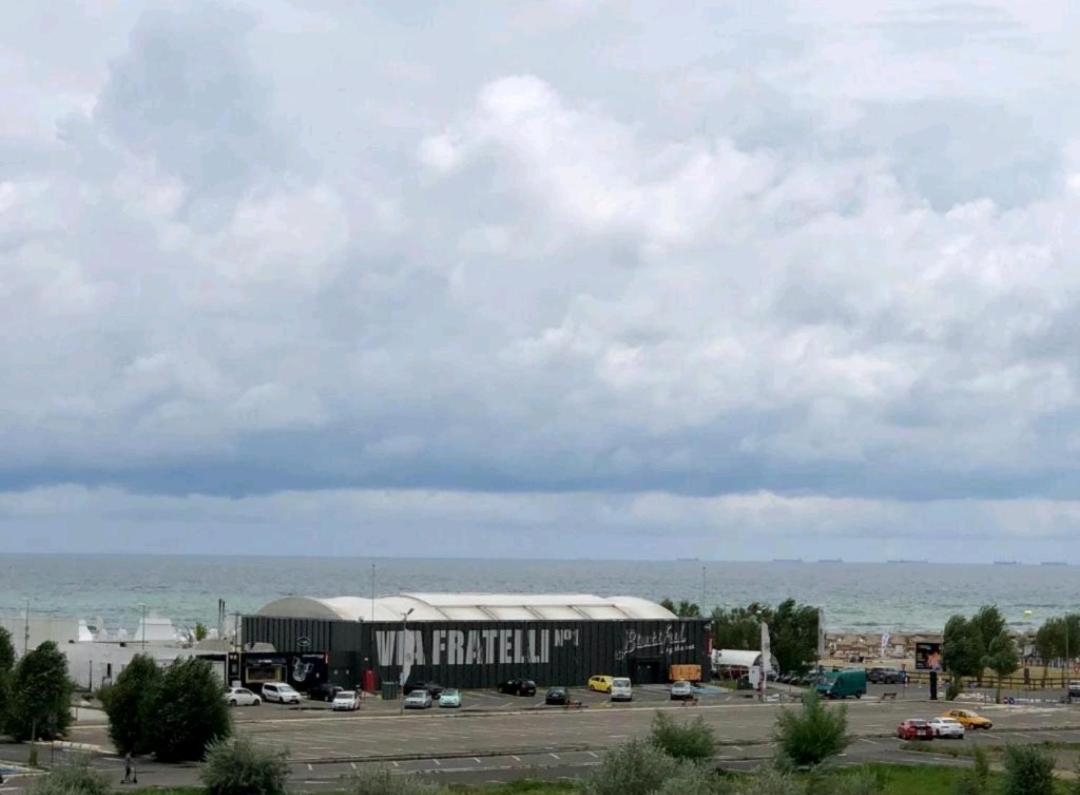 Apartament 602 Str Hotel Opera Mamaia Luaran gambar
